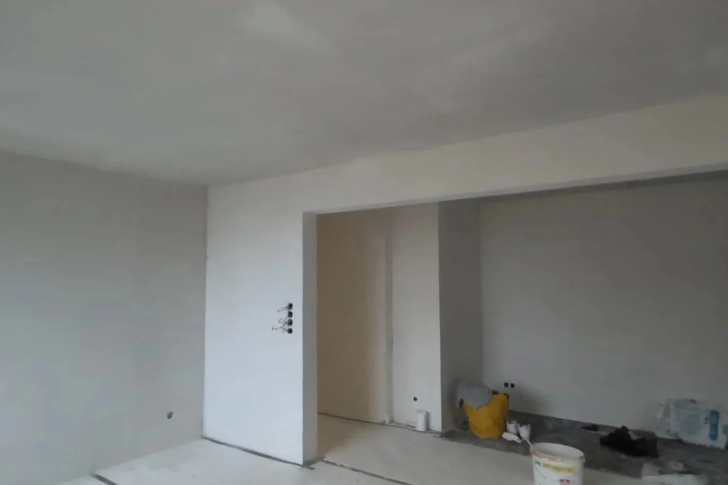 Nieuwbouw wonig stucen - Stukadoor Leiden