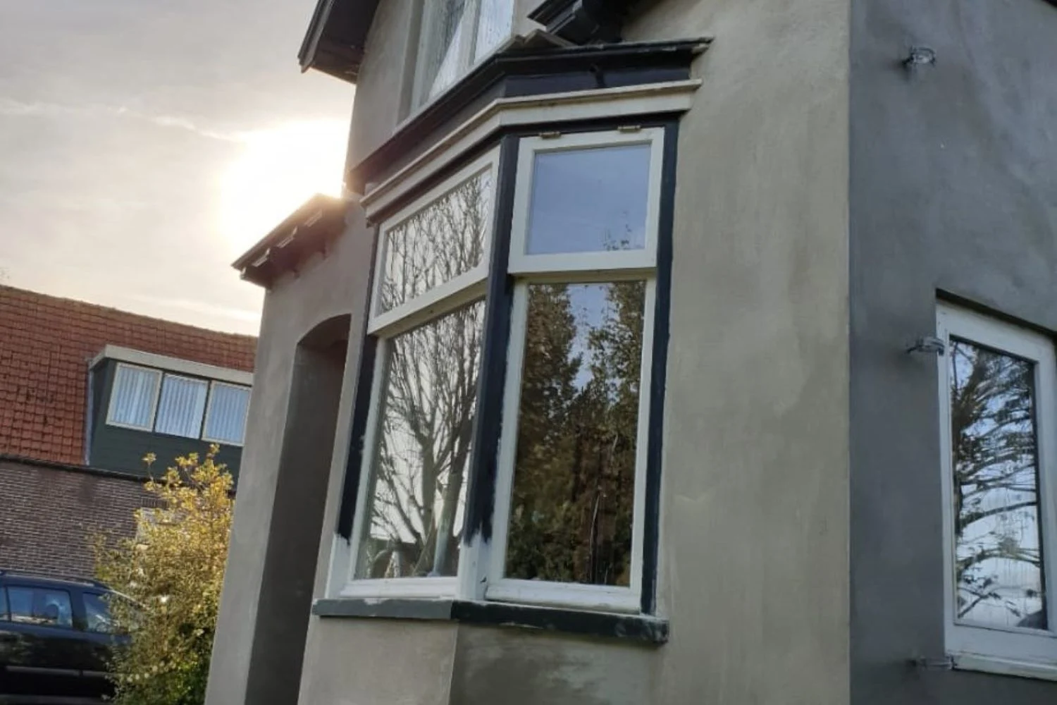 strakstucwerken - buitengevel - Stukadoor Leiden